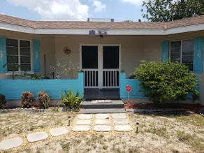 Our home with a Carribean Vibe - Image 2