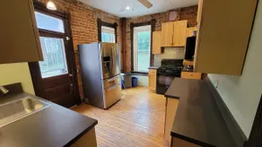 Historic 155 y/o 3-bedroom KC house with hot tub. - Image 5