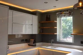 High Spec Apartment with Gym/Spa and Concierge - Image 2