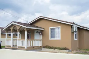 Comfortable Quiet Home in Coral Spring, Trelawny - Image 3