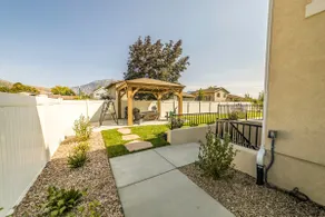 Packer's Pad—Apartment w/ Private Entry Built 2021 - Image 5