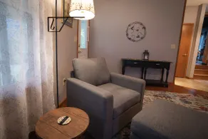 The Buss Stop | Cozy Country Cottage - Image 4