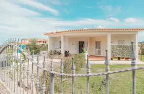 Villa à 50 mètres de la plage blanche et de la mer cristalline de Budon - Image 3