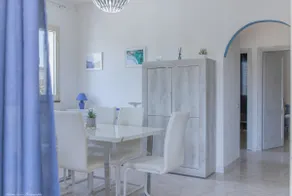 Villa à 50 mètres de la plage blanche et de la mer cristalline de Budon - Image 2