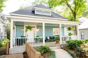 1 mi to Downtown 1.5 to Stadium Charming 3br house - Image 2