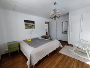 A peaceful apartment close to nature. - Image 4