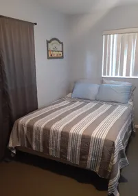 COZY 2 BEDROOM HOME - Image 4