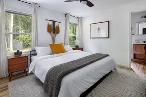 Ye Little Wood | Cozy Forest Cottage with Hot Tub - Image 5