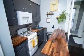 Fully furnished 1 bedroom with free off st parking - Image 5