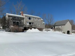 Vermont Gem Near Woodstock and Quechee - Image 3
