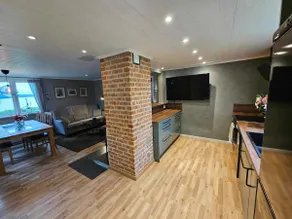 Cabin with lake view - Image 3