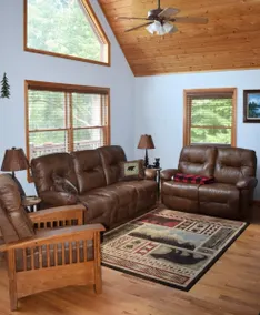 BURRDEN FREE Mountain Cabin - Image 3