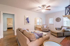 Charming 3 bedroom bungalow - Image 3
