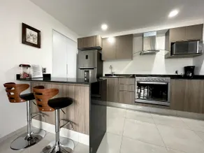 Modern and nice apartment, excellent location - Image 3