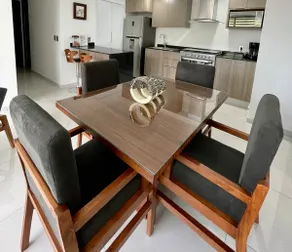 Modern and nice apartment, excellent location - Image 5