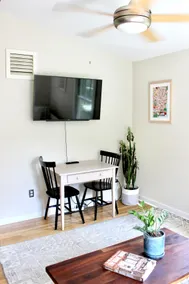 Cozy retreat in Mount Rainier - Image 4