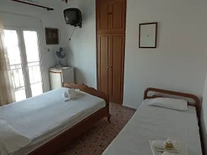 Betty's Appartment in Tinos - Image 5