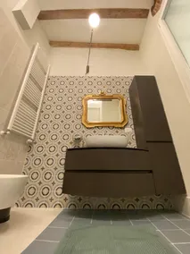 Luxury Porticoes Apartment - Image 5