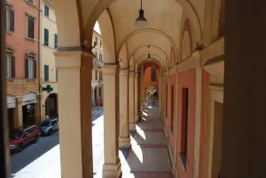 Luxury Porticoes Apartment - Image 2