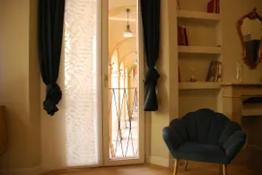 Luxury Porticoes Apartment - Image 4