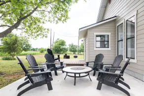 Gil Haus Farm: 2 King-Size Beds, 20 minutes from Austin/COTA/Tesla - Image 3