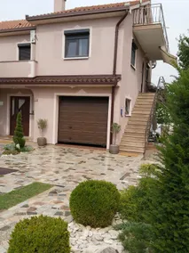2-bedroom apartment incl. parking - Image 4