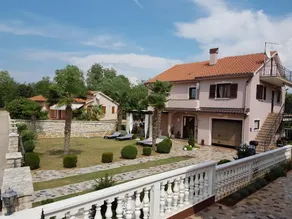 2-bedroom apartment incl. parking - Image 3