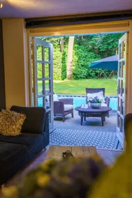 Authentic peaceful B&B with a beautiful garden - Image 5
