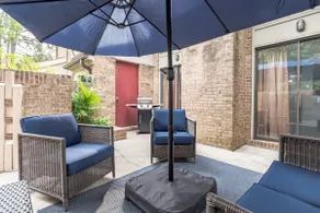 Modern Spacious 2BR w/ King Bed & Private Patio (So CLT) - Image 5