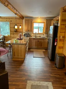Fully Equipped Beautiful Mountain Cabin/ Game Room - Image 5