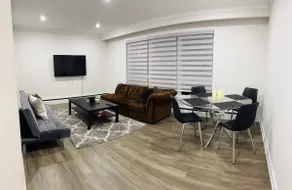 Suite Minutes to Toronto Pearson Airport! - Image 2