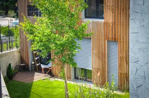 Lake apartment with a terrace - Image 2