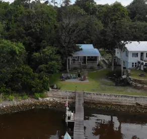 ”Once Upon A Tide” Waterfront cottage - Image 3