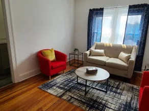 2 Bedrooms Suburban Hidden Penthouse! - Image 2