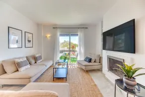Spacious Penthouse in Los Naranjos - Up to 6 GUESTS! - Image 3
