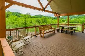 The Circle P Custom Log Cabin in the TN Valley - Image 2