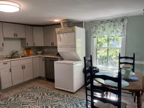 2-bed cottage Groton Bay - Image 5