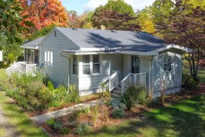 Sunflower Cottage: Relax near Warren Dunes - Image 2