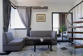 A suite in a privileged area - Image 4