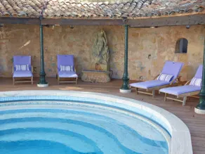 Pool House Matisse in large park with heated pool - Image 4
