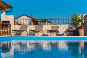 Stone Villa Cara d Oro - Heated Infinity Pool & Views - Image 3