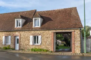 Cozy house with character - Image 2