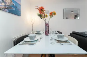 Two Bed Balcony Flat With Water Views & 2 showers - Image 3