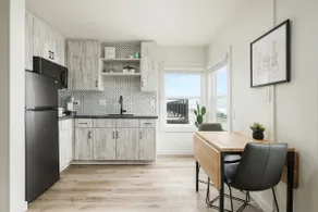 Beachfront Cottage (106) - Image 5