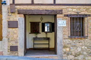 'El Charcón' Country house with shared pool - Image 2