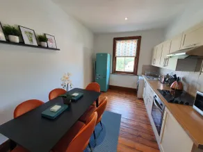 Stylish City Centre Apartment on the Kings Mile - Image 3