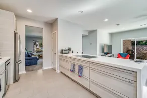 Modern East Hill Home, Premier Location! - Image 5