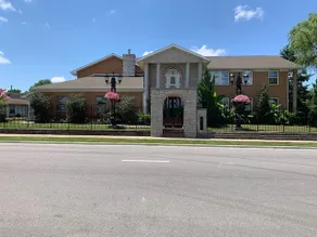 6 Bed/5.5 Bath Home, Private Suite, Seasonal Pool - Image 4