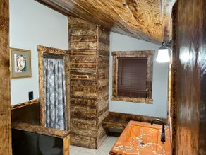 The Miner's Getaway in Lead SD - Image 3