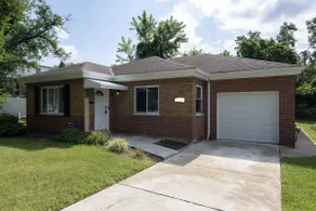 Cozy 2BR Retreat Safe Neighborhd Mins from Dwntwn - Image 3